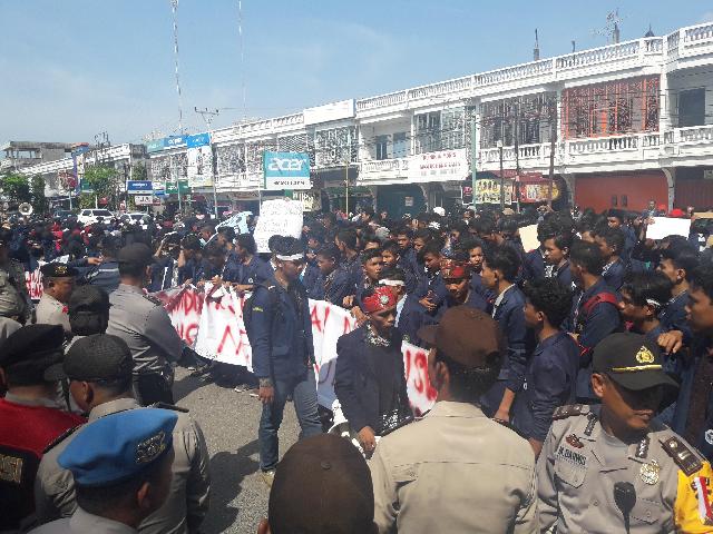 Demo ke Kantor Bupati dan DPRD, Ini Aspirasi Mahasiswa Bengkalis